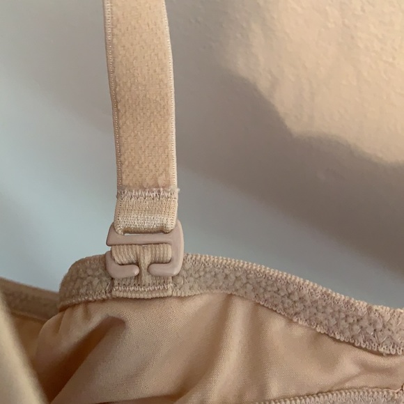 Self Expressions by Maidenform Bras 36D - Picture 6 of 6